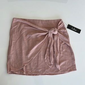 NWT Lulus pink skirt